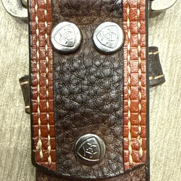 Ariat Mens Two-tone Leather Belt-A10004305 Brown Silver Buckle Size 34 NWOT - Picture 6 of 9